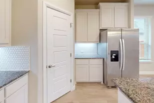 525 Pickett Creek Dr, Aledo, TX 76008 - Photo 5