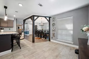 10124 Stoneleigh Dr, Benbrook, TX 76126 - Photo 15