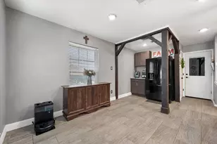 10124 Stoneleigh Dr, Benbrook, TX 76126 - Photo 13
