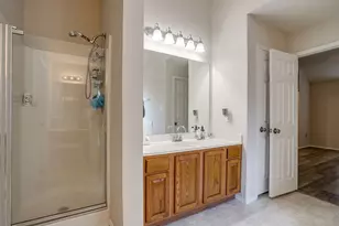 3004 Stroll Dr, Granbury, TX 76049 - Photo 29