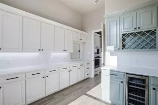 1101 Tremont Ln, Granbury, TX 76049 - Photo 17