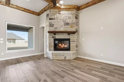 1101 Tremont Lane, Granbury, TX 76049 - Photo 9