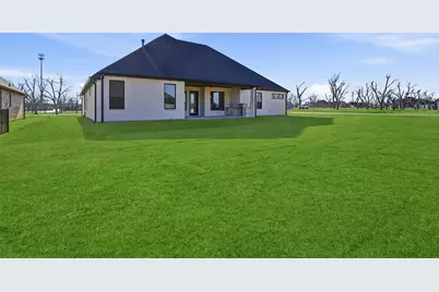 1101 Tremont Lane, Granbury, TX 76049 - Photo 35