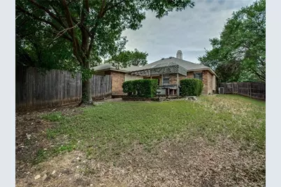 1036 Twin Falls Drive, DeSoto, TX 75115 - Photo 17
