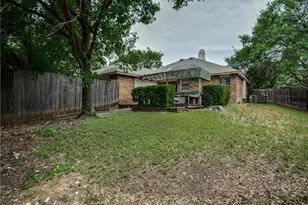 1036 Twin Falls Dr, DeSoto, TX 75115 - Photo 17