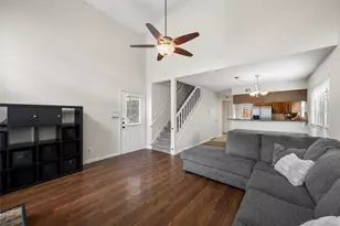 438 Moonlight Way, Irving, TX 75063 - Photo 3