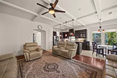 12114 Jackson Creek Drive, Dallas, TX 75243 - Photo 7