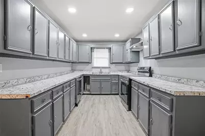 1412 Chase Avenue, Cleburne, TX 76031 - Photo 5