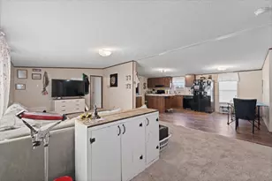 1418 Smooth Stone Dr, Cleburne, TX 76033 - Photo 5