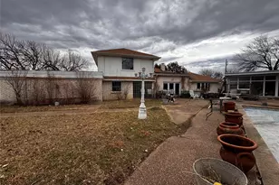 7454 Coachwood Cir, Fort Worth, TX 76133 - Photo 11