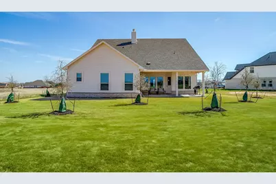 445 Guadalupe Lane, Springtown, TX 76082 - Photo 31