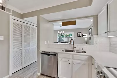 6437 Cedar Hollow Drive, Dallas, TX 75248 - Photo 15