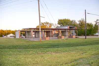 1300 Stonewall Street, Greenville, TX 75401 - Photo 3