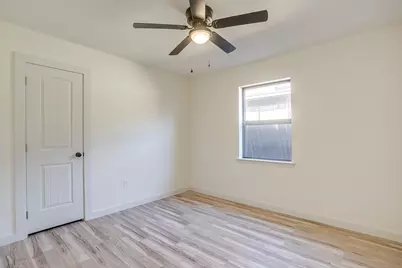 2421 Meadow View, Bedford, TX 76021 - Photo 29