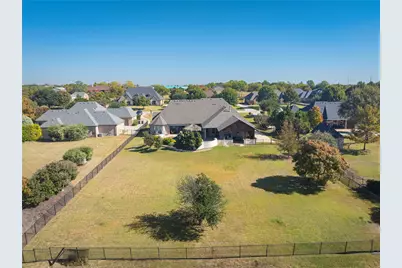 3305 Twin Lakes Drive, Celina, TX 75078 - Photo 13