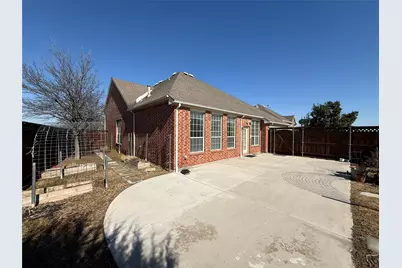 1020 Thorncliff Trail, Irving, TX 75063 - Photo 29