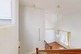 1020 Thorncliff Tr, Irving, TX 75063 - Photo 11