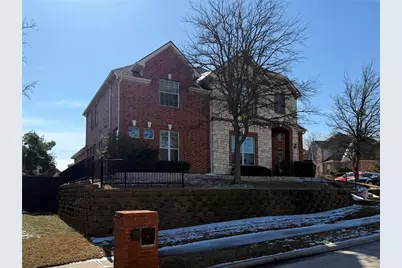 1020 Thorncliff Trail, Irving, TX 75063 - Photo 3