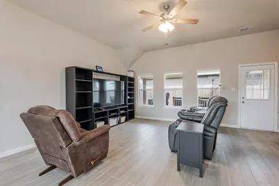 2400 San Gabriel Drive, Granbury, TX 76048 - Photo 5