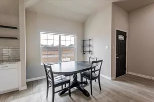 2400 San Gabriel Dr, Granbury, TX 76048 - Photo 7