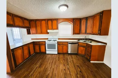 2228 Toulon Lane, Dallas, TX 75227 - Photo 3