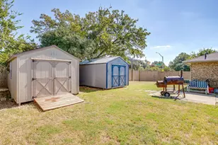 4429 Amherst Ln, Grand Prairie, TX 75052 - Photo 39