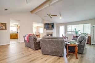 4429 Amherst Ln, Grand Prairie, TX 75052 - Photo 7