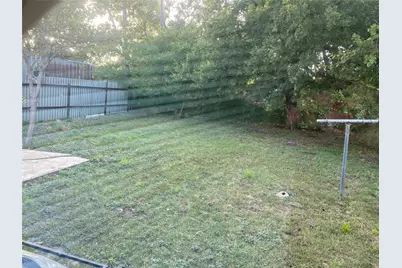 2307 Lea Crest Drive, Dallas, TX 75216 - Photo 9