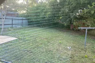 2307 Lea Crest Dr, Dallas, TX 75216 - Photo 9