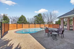 1124 Sugarberry Ln, Flower Mound, TX 75028 - Photo 3