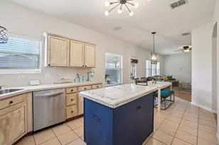 1012 Marlow Ln, Fort Worth, TX 76131 - Photo 13