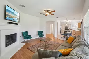 1012 Marlow Ln, Fort Worth, TX 76131 - Photo 5