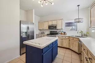 1012 Marlow Ln, Fort Worth, TX 76131 - Photo 11