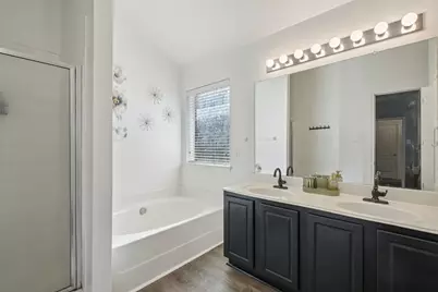 1012 Marlow Lane, Fort Worth, TX 76131 - Photo 17