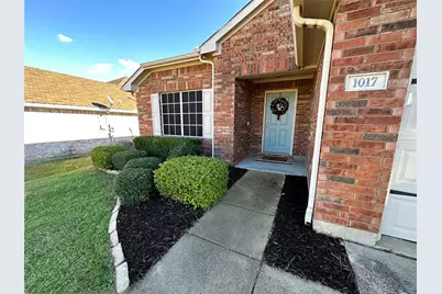 1017 Grand National Boulevard, Fort Worth, TX 76179 - Photo 3