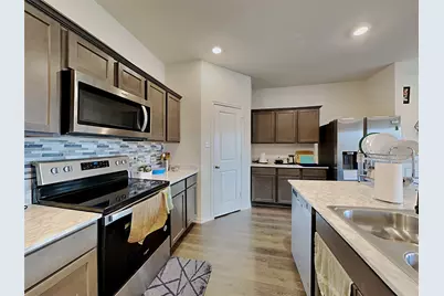 713 Glover Drive, Aubrey, TX 76227 - Photo 3