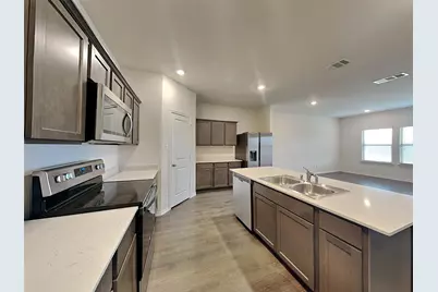 713 Glover Drive, Aubrey, TX 76227 - Photo 3