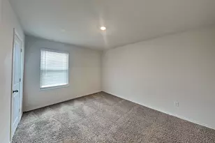 713 Glover Dr, Aubrey, TX 76227 - Photo 13