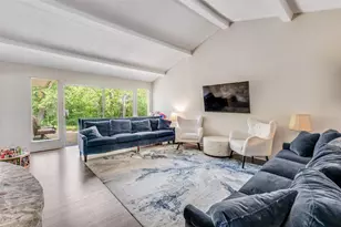 2120 Valleydale Dr, Arlington, TX 76013 - Photo 3