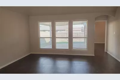 5424 Creek Hill Lane, Fort Worth, TX 76179 - Photo 3