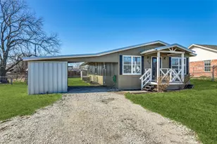 401 Ashwood St, Azle, TX 76020 - Photo 5