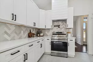 2006 Sword Dr, Garland, TX 75044 - Photo 9