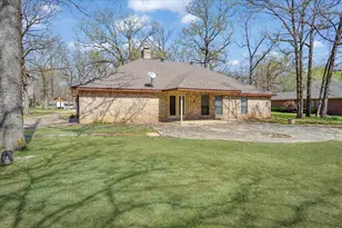 225 Red Oak Ln, Powderly, TX 75473 - Photo 25