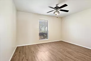 225 Red Oak Ln, Powderly, TX 75473 - Photo 19