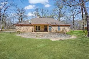 225 Red Oak Ln, Powderly, TX 75473 - Photo 27