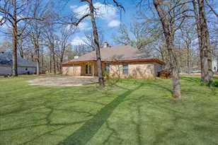 225 Red Oak Ln, Powderly, TX 75473 - Photo 27