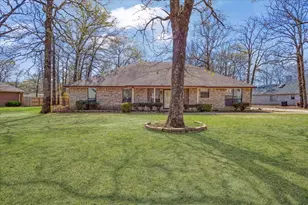 225 Red Oak Ln, Powderly, TX 75473 - Photo 37