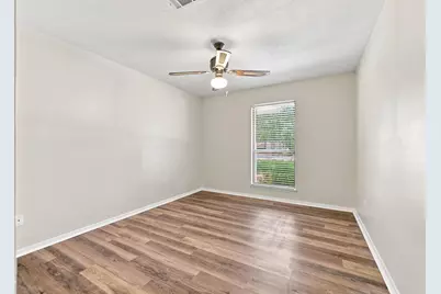 225 Red Oak Lane, Powderly, TX 75473 - Photo 11
