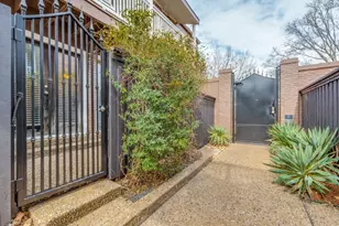 5936 Sandhurst Ln, Dallas, TX 75206 - Photo 11