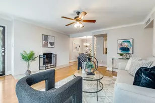 5936 Sandhurst Ln, Dallas, TX 75206 - Photo 1